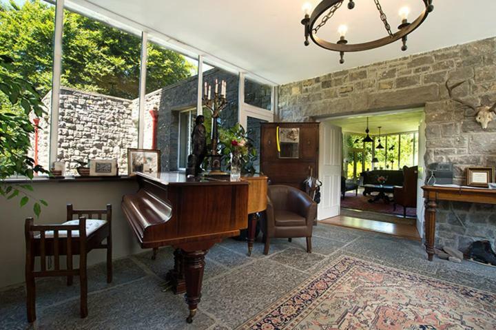 Ross Castle B&B Oldcastle Екстериор снимка