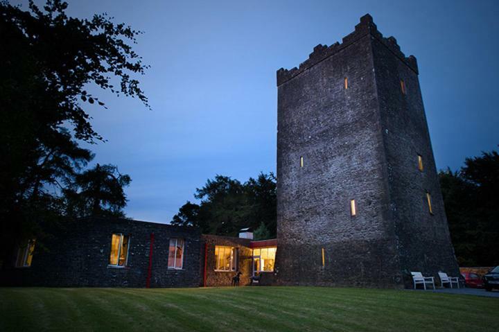 Ross Castle B&B Oldcastle Екстериор снимка