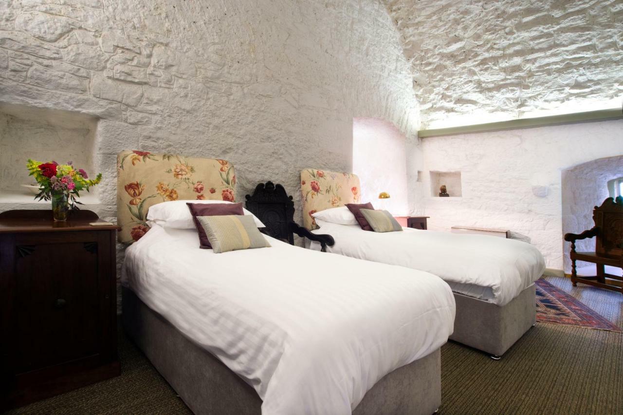 Ross Castle B&B Oldcastle Екстериор снимка